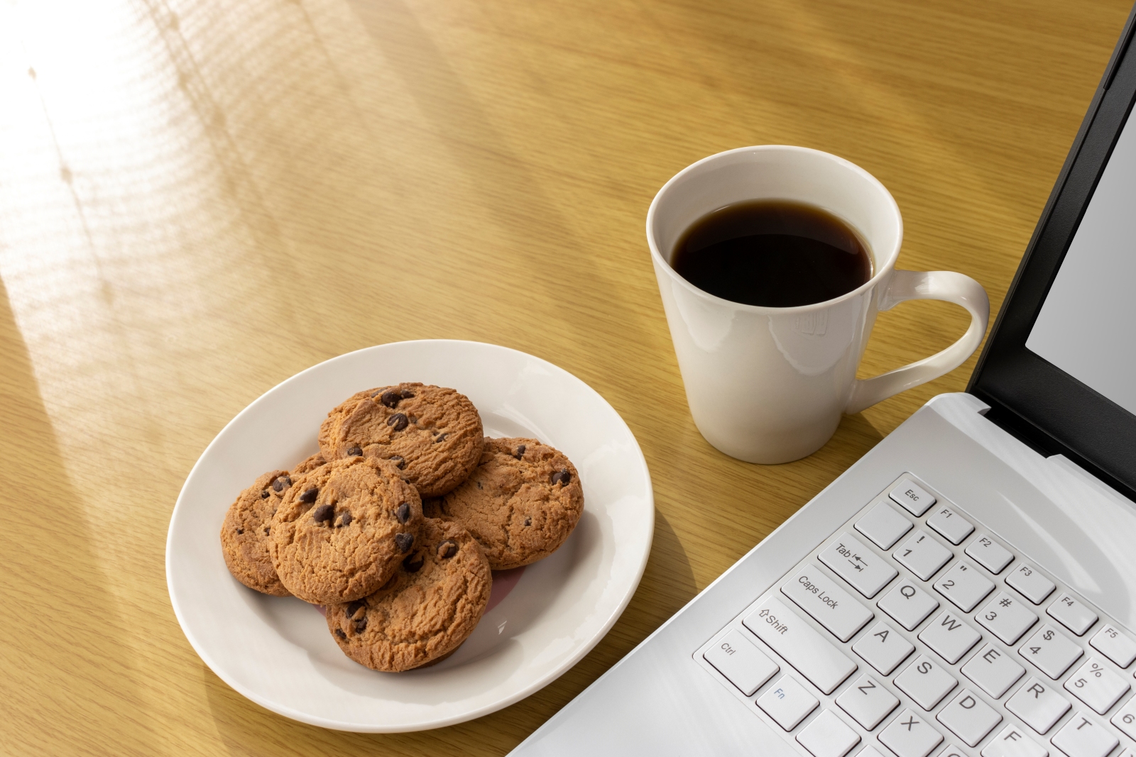 在宅太りは間食から変える。血糖値にやさしいおやつの工夫