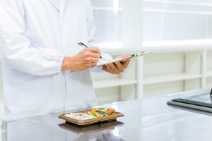 画像：賞味期限・消費期限の正しい決め方。科学的根拠に基づく期限設定の実務ガイド